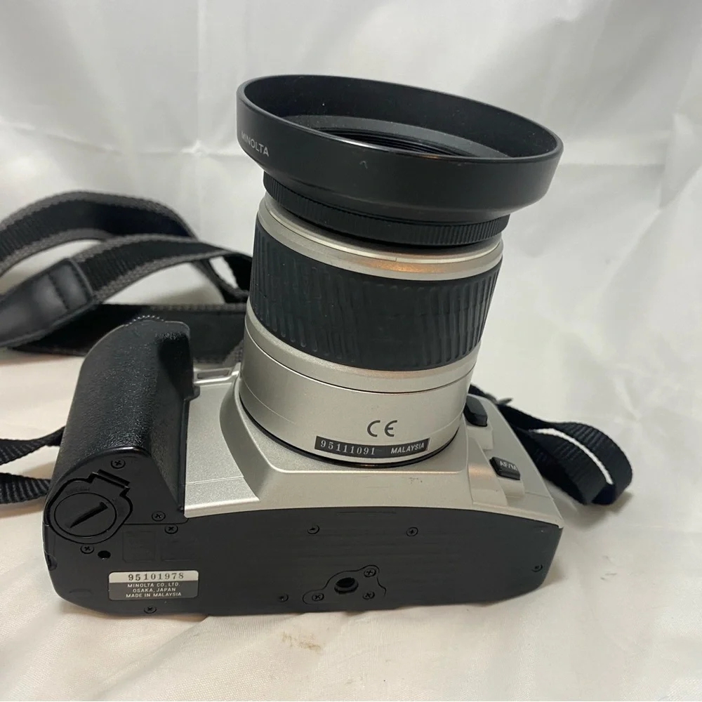 Minolta Maxxum Stsi 35mm Camera w/ 28-80mm Lens Working Used No Battery - Picture 7 of 7